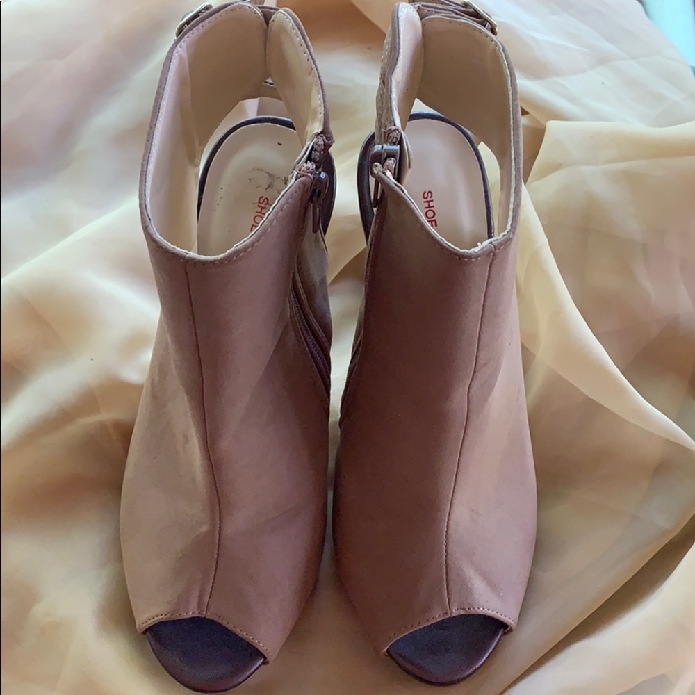 Stiletto open toed booties